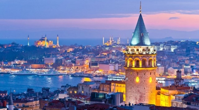 İstanbul turist rekoru kırdı: İlk 5 sırada Almanya, Rusya, ABD, İran ve Suudi Arabistan yer alıyor