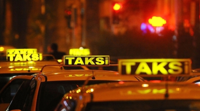 Vali Yazıcı: Antalya'da taksicilere İngilizce, Almanca, Rusça öğretilecek