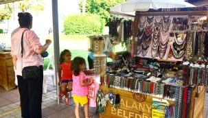 YÖRESEL ÜRÜNLER SANAT SOKAKLARINDA HAYAT BULUYOR