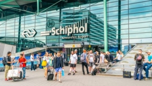 Amsterdam'da havalimanındaki personel eksikliği nedeniyle uçuşlar iptal ediliyor