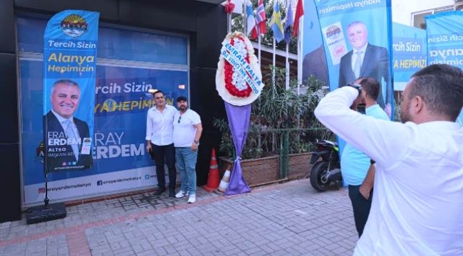 Erdem'in seçim ofisi açıldı