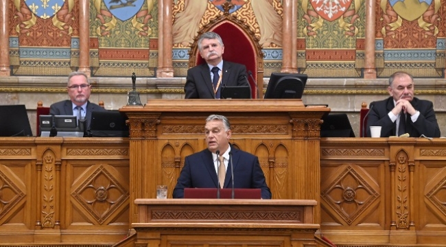 Macaristan Başbakanı Orban: 'Yaptırımlarla Avrupa kendi ayağına kurşun sıktı'