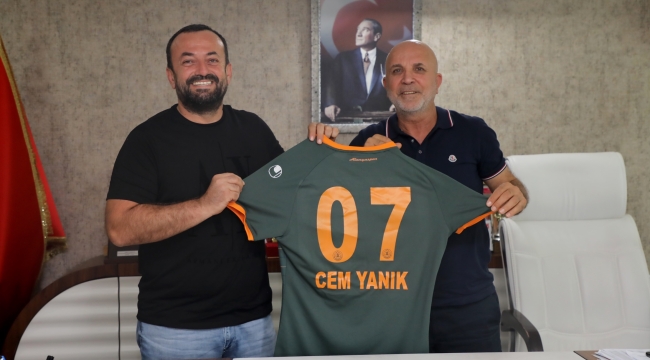 Ottoman İnşaat sahibi Yanık'tan Alanyaspor'a destek