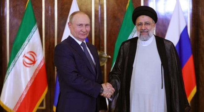 Putin: İran'la ilişkilerimizi stratejik düzeye çıkaracak anlaşmanın son aşamasındayız