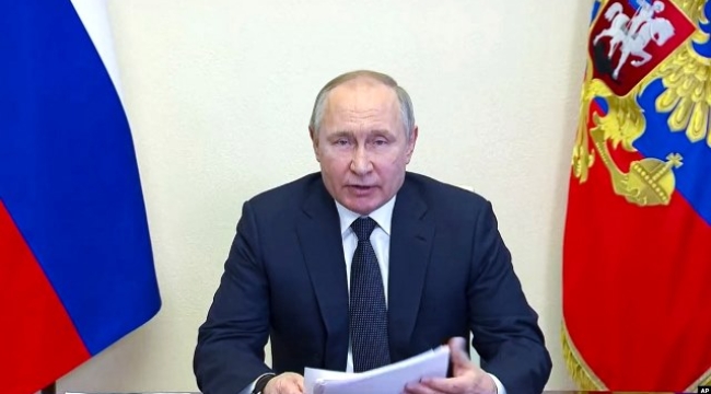 Putin: Rusya ve askerlerinin misyonu, Kiev'in Donbass'ta açtığı savaşı bitirmek ve Rusya'yı korumak