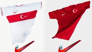 Türkiye A Milli Futbol Takımı'nın yeni formaları tanıtıldı