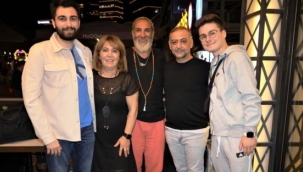 Ünlü şarkıcı Mengüç: 'Milletin ağzına sakız olacağız'