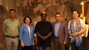 2 AFRİKALI'NIN GÖZLERİYLE TÜRKİYE SERGİSİ ALANYA'DA