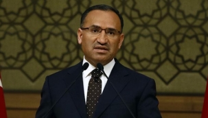 Adalet Bakanı Bozdağ: 'Hem başını açmak, hem başını örtmek, bu ikisi birlikte teminat altına alınıyor'