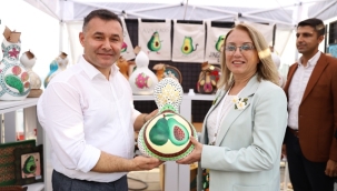 ALANYA TROPİKAL MEYVE FESTİVALİ KAPILARINI AÇTI