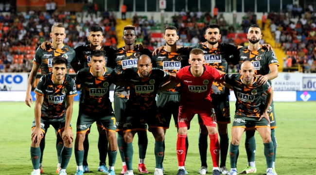 Alanyaspor çıkış arıyor