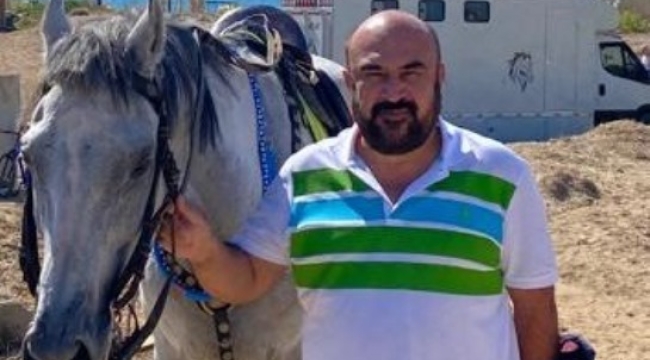 BURSA'DAKİ RAHVAN AT YARIŞLARINDA ALANYALI AT DESTE BOYDA ŞAMPİYON OLDU