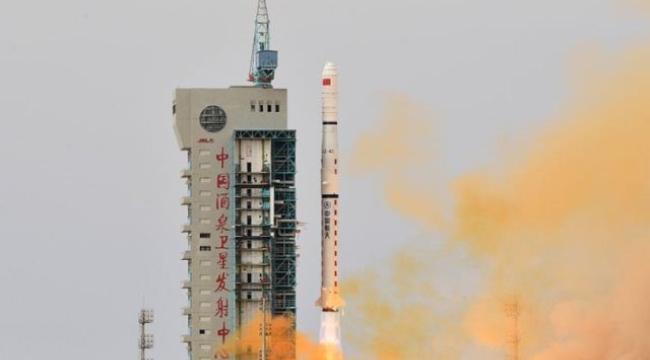 Çin, 'Şiyan-20C' uydusunu uzaya fırlattı