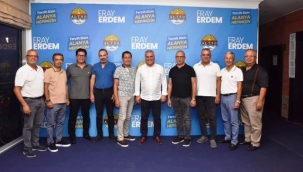 Erdem'e destek çığ gibi büyüyor