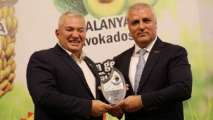 (ALTSO) ALANYA TİCARET ODASINDA DEVİR TESLİM TÖRENİ GERÇEKLEŞTİRİLDİ