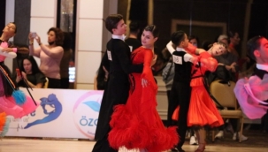 Dans şöleni Haydarpasha'da