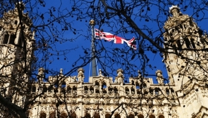 İngiltere'den 24 İranlı yetkiliye yaptırım