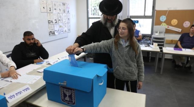 İsrail'de halk genel seçimler için sandık başında