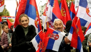 Kosovalı 300 Sırp polis plaka uygulamasını istifa ederek protesto etti