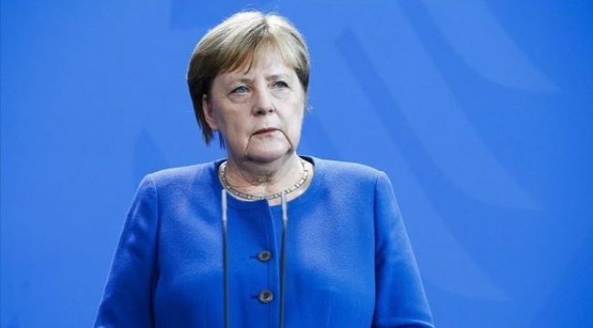 Merkel'den Putin itirafı: 'Putin, politik açıdan işiniz bitti mesajı verdi'