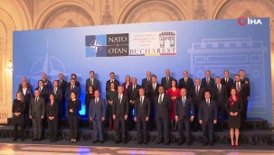 NATO Dışişleri Bakanları Toplantısı Bükreş'te başladı