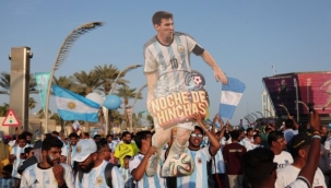 36 yıl sonra kupa yeniden Arjantin'e geldi: Milli takımlarını bekleyen milyonlar sokağa çıktı