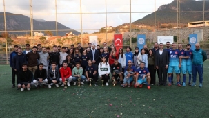 ALKÜ'DE KIYASIYA REKABET