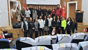 ALKÜ'LÜ ÖĞRENCİLERDEN FARKINDALIK ETKİNLİĞİ