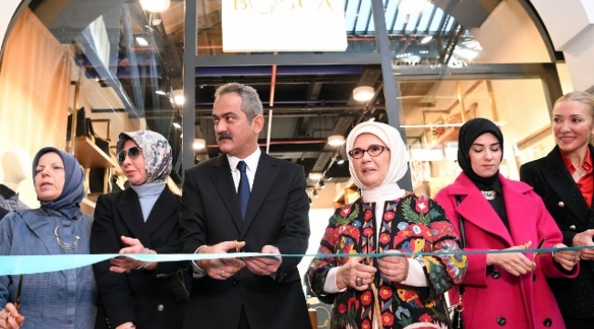 Emine Erdoğan, Galataport'ta Olgunlaşma enstitülerinin markası 'Bohça' mağazasının açılışını yaptı