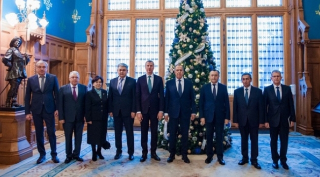 Rusya Dışişleri Bakanı Lavrov, BDT ülkelerinin Moskova büyükelçileriyle görüştü