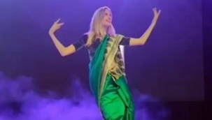 Wilma Elles Hint dansıyla seyircileri coşturdu