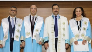 ALKÜ'DE AKADEMİK BİNİŞ GİYME VE ÖDÜL TÖRENİ