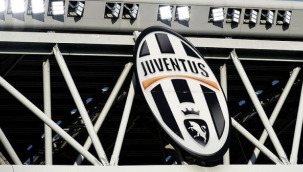 İtalya Futbol Federasyonu'ndan Juventus'a 15 puan silme cezası