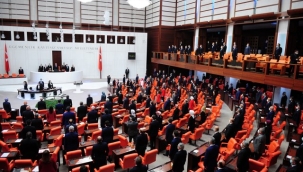 Memur ve emekli maaş artışlarını içeren kanun teklifi TBMM'den geçti