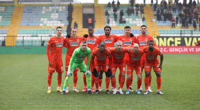 Alanyaspor'da düşüş devam ediyor 