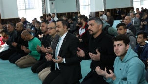 DEPREMDE HAYATLARINI KAYBEDENLER İÇİN KUR'AN-I KERİM OKUNDU