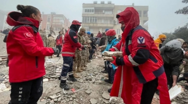 Depremden etkilenen 10 ilde hava sıfırın altında