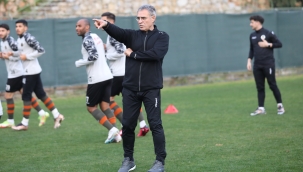 Ersun Yanal mesaiye başladı