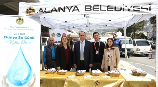 ALANYA BELEDİYESİ DÜNYA SU GÜNÜ'NDE PERLATÖR DAĞITARAK SU TASARRUFUNA DİKKAT ÇEKTİ