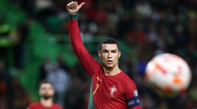 Cristiano Ronaldo'dan yeni dünya rekoru