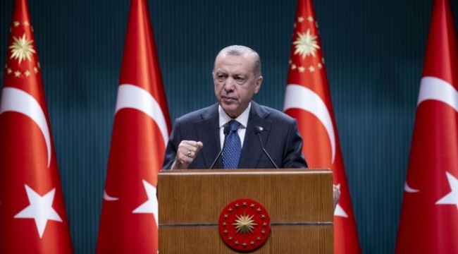 Erdoğan: Girişimcilerimizden ellerindeki imkanları depremzedeler için seferber etmelerini bekliyoruz