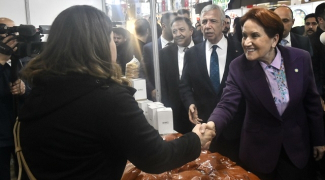 İYİ Parti lideri Akşener ve ABB Başkanı Yavaş'tan depremzedeler için düzenlenen fuara ziyaret