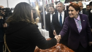İYİ Parti lideri Akşener ve ABB Başkanı Yavaş'tan depremzedeler için düzenlenen fuara ziyaret