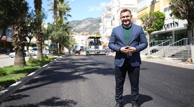 YUNUS EMRE CADDESİ BAŞTAN SONA YENİLENİYOR