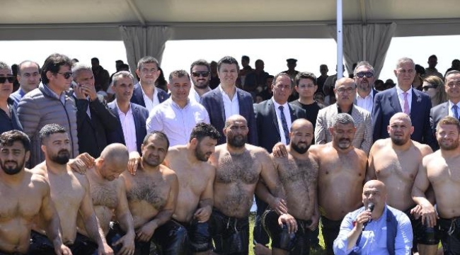 CHP Antalya Milletvekili Adayı Murat Özçelik, Alanya İlçe Başkanı Coşkun Karadağ ve İlçe Örgütü  "1.Gazipaşa Yağlı Güreşleri " Festivalini izledi.