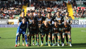 Gözler Antalya derbisinde