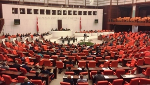 Liste dışı kalan milletvekilleri TBMM'deki odalarını toplamaya başladı