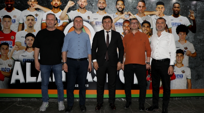 Alanyaspor'a eğitim camiasından destek 