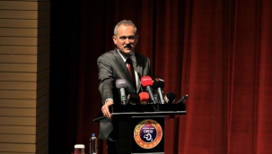 Bakan Özer: 'Okul öncesi eğitimde ek ücreti kaldırıyoruz'