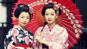 'Gülmeyi unutan' Japonlar eğitmenlere koşuyor